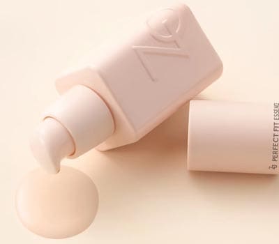 Za姬芮化妆品