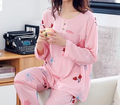 宽画家居服